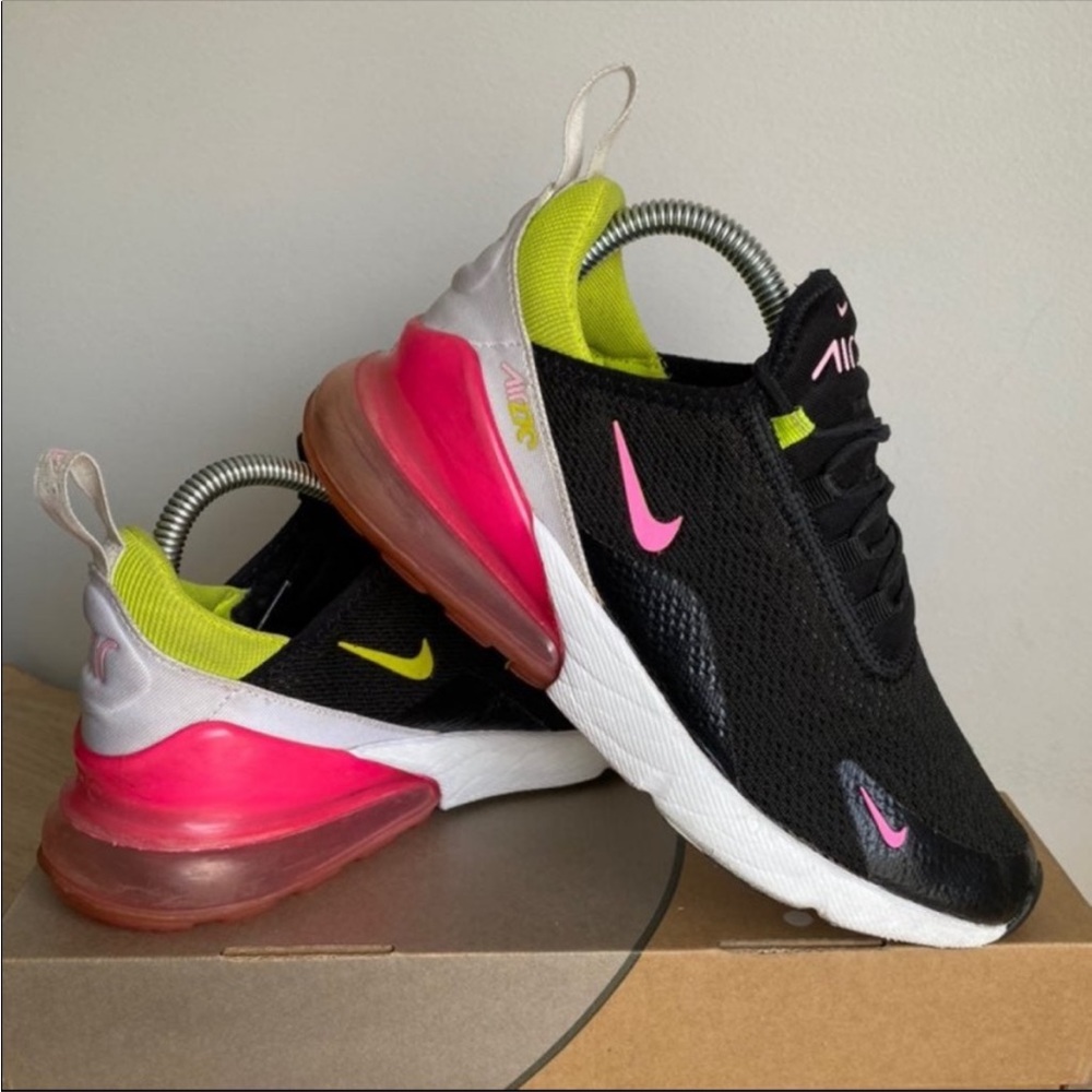Nike AirMax 270 - 7.5 W